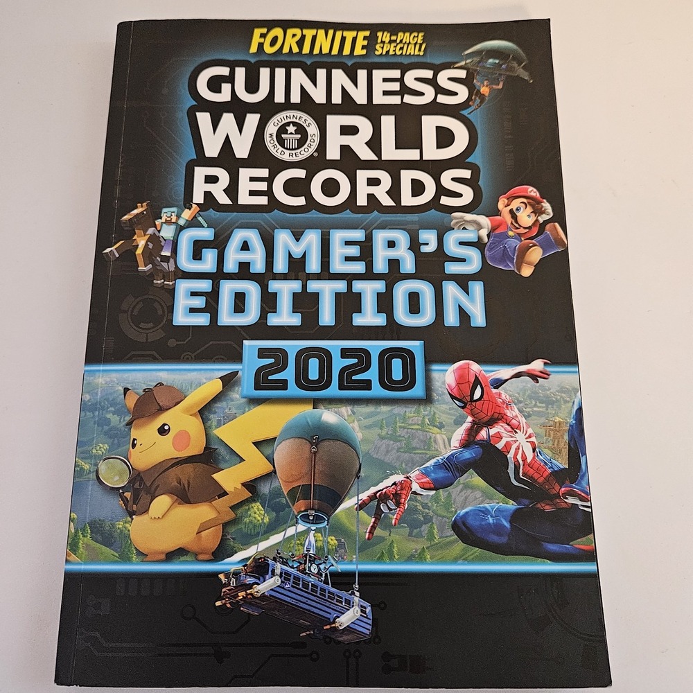 Guinness World Records Gamer's Edition 2020 Fortnite‎ 14-page Special Paperback